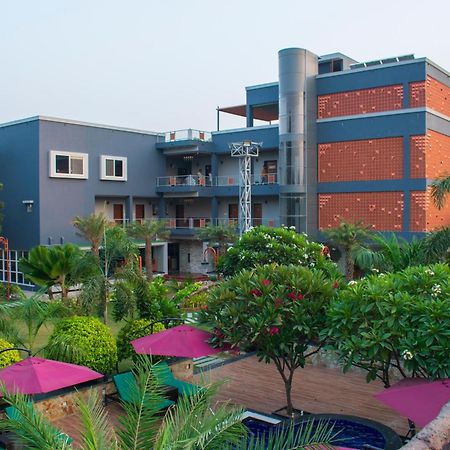 Krishna Riverside Resort Vasad Экстерьер фото
