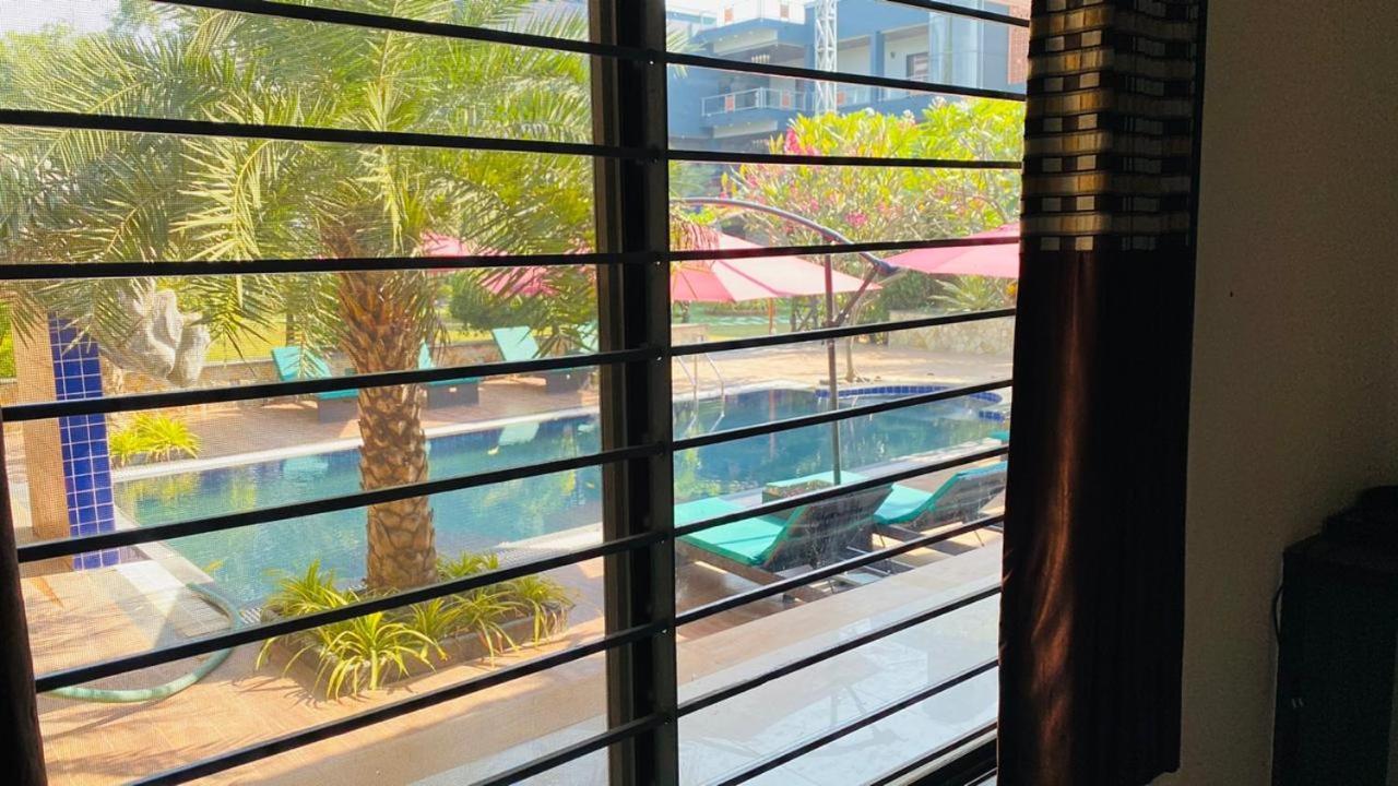 Krishna Riverside Resort Vasad Экстерьер фото