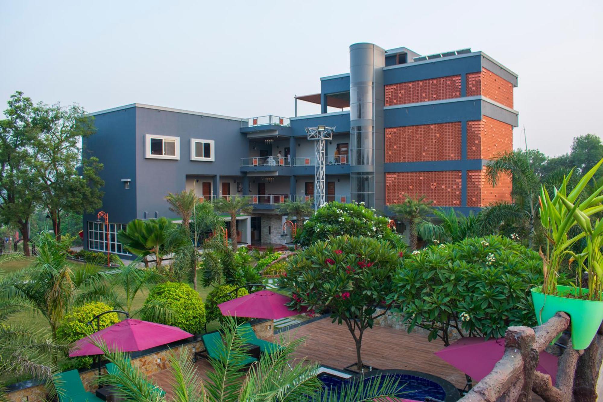 Krishna Riverside Resort Vasad Экстерьер фото