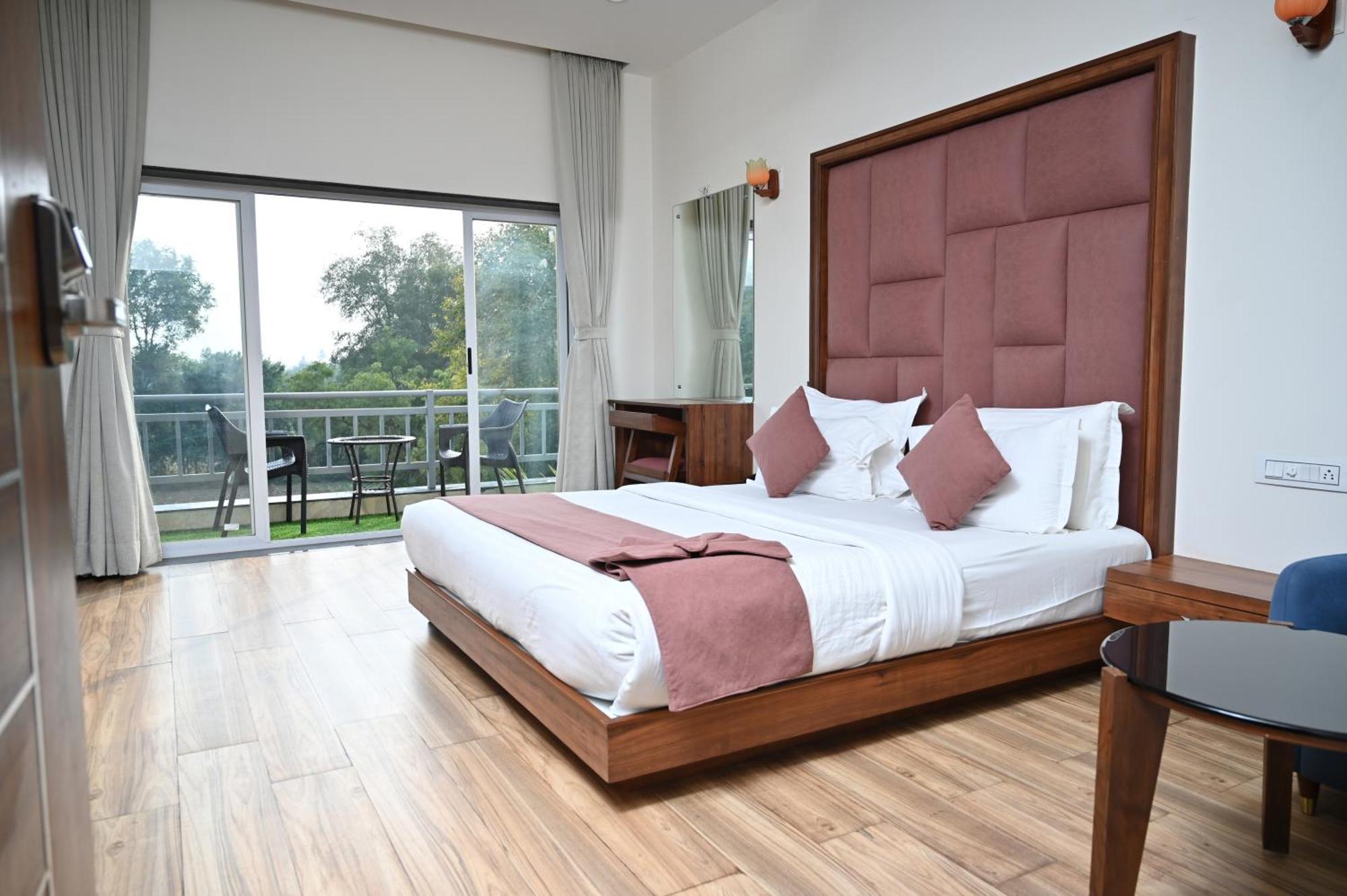 Krishna Riverside Resort Vasad Экстерьер фото